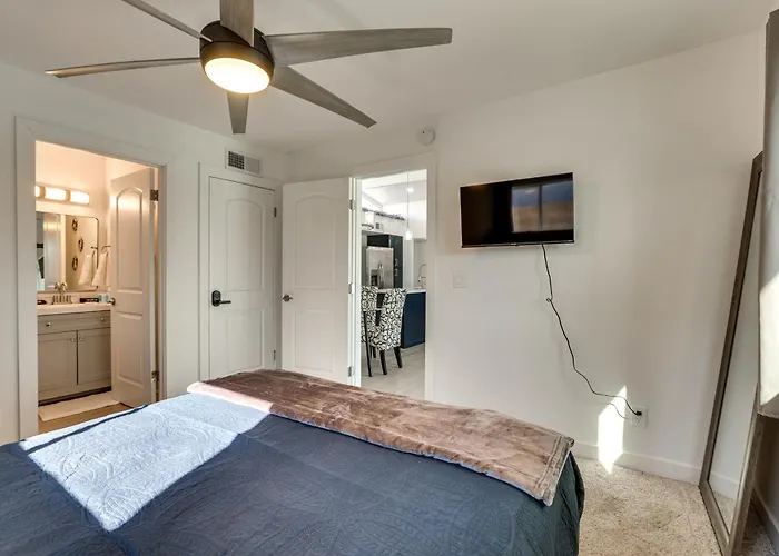 11 Mi To Dtwn Phoenix: Main House W/ Outdoor Oasis Holiday home *